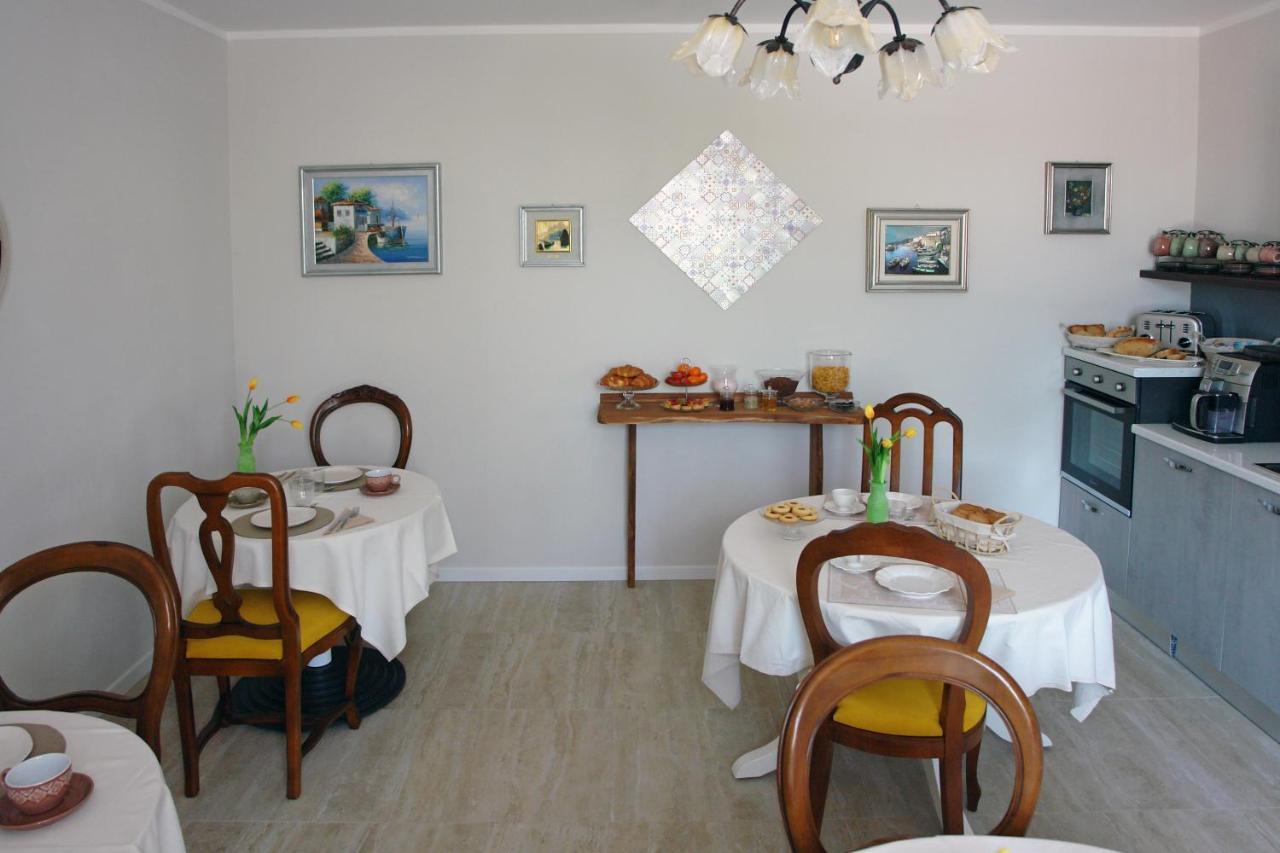 Bed And Breakfast Erilla Centenaro Eksteriør bilde